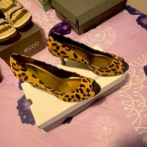 Brown, leopard peekaboo toe high heel